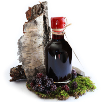 Лікер з ягід лісової ожини