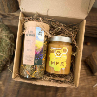Коробочка Гірський мед та карпатський чай Коробочка Гірський мед та карпатський чай